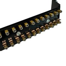 Bild in Galerie-Viewer laden, EL10/11/12 – Sicherungsblock und Montagehalterung für Porsche 550 Spyder Replica