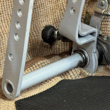 Carica l'immagine nel visualizzatore di Gallery, LE10 - Standard 550 Spyder Style Pedal Assembly for VW & Kit Cars