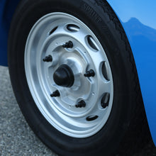 Cargar imagen en el visor de la galería, WE12/14 - 550 Spyder / 356 Speedster Tambor Skinz 5x205 (Cantidad 1)