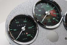Load image into Gallery viewer, GAO - 550 Spyder Style VDO Gauge Set