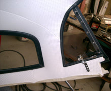 Carica l'immagine nel visualizzatore di Gallery, YA - Glasspar 356 Speedster Hardtop Headliner Kit