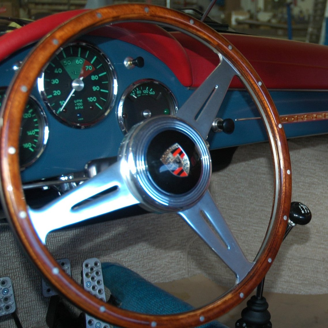 FE015 - OEM ポルシェ 82mm 凹型ホーン ボタン、大きなポルシェ