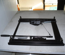 Cargar imagen en el visor de la galería, SSF - Bastidor de asiento Spyder 550