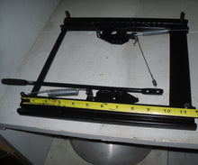 Cargar imagen en el visor de la galería, SSF - Bastidor de asiento Spyder 550