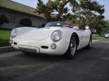 Carica l'immagine nel visualizzatore di Gallery, BO14.2 -Plexiglass Windshield Conversion Kit