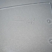 ギャラリービューアーに画像を読み込み、 356 GT Plexiglass Rear Quarter Window Kit
