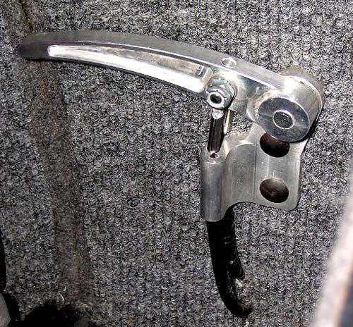 HA15 - Clamshell Release Lever Kit