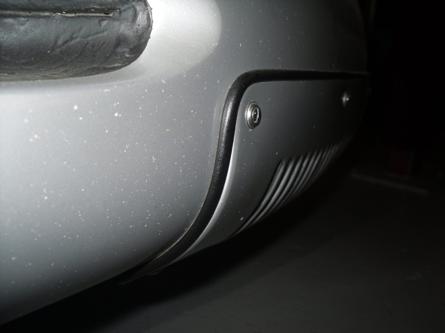 BO1 - Joint en cuir de calandre de refroidisseur d'huile avant pour réplique Porsche 550 Spyder